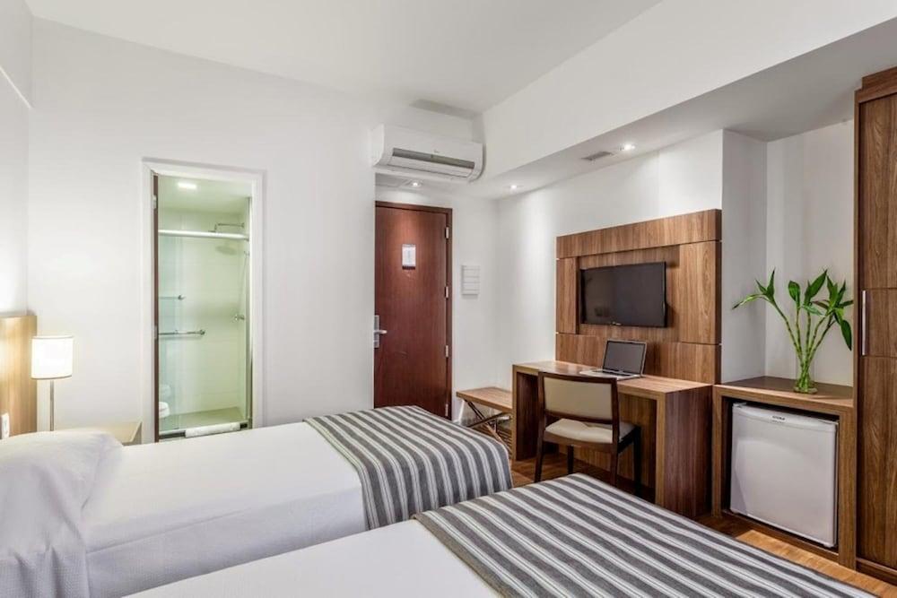 Hotel Vivenzo Savassi Бело Оризонти Екстериор снимка