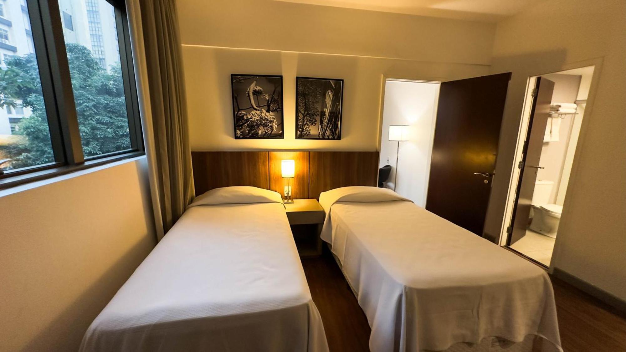 Hotel Vivenzo Savassi Бело Оризонти Екстериор снимка