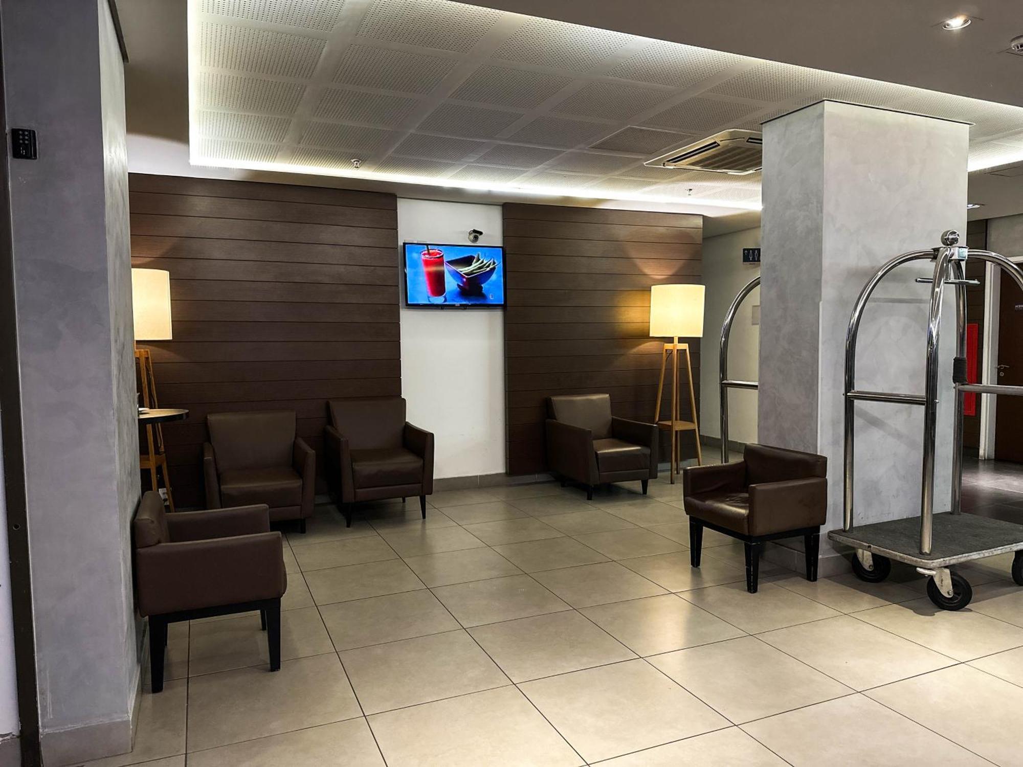 Hotel Vivenzo Savassi Бело Оризонти Екстериор снимка