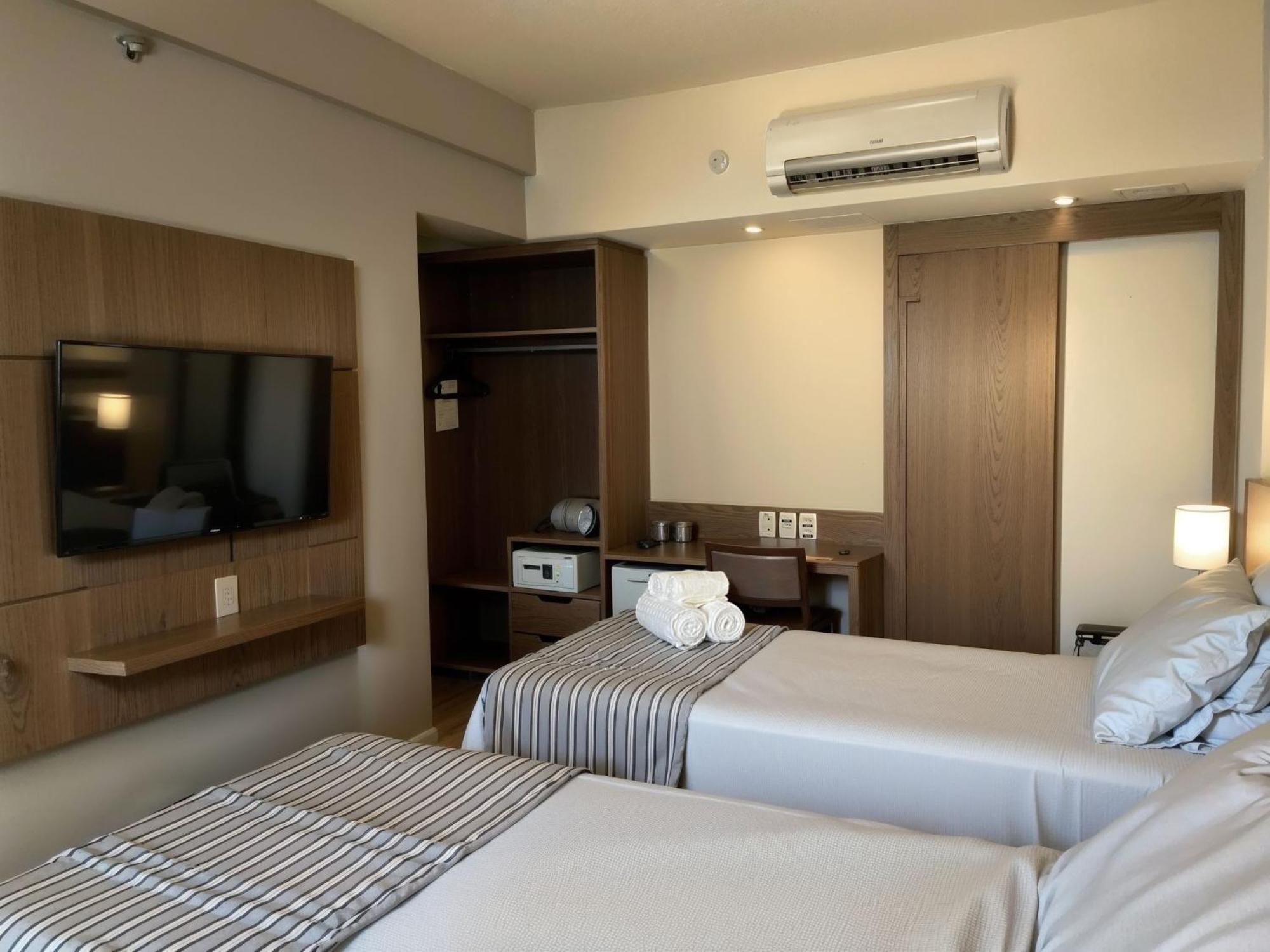 Hotel Vivenzo Savassi Бело Оризонти Екстериор снимка